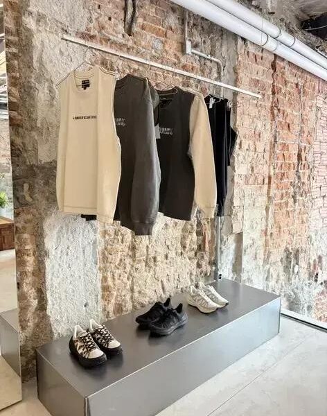 VEJA e BAD RUNNING: Abertura da Primeira Pop-Up Store em São Paulo