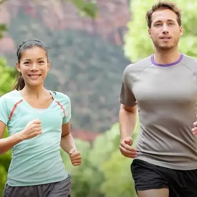 Estudo revela que exercícios podem ser mais eficazes que remédios para a depressão
