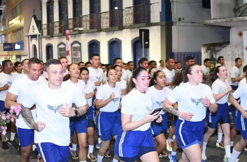 Alunos da EPCAR Participam da Corrida dos Cem Dias em Barbacena