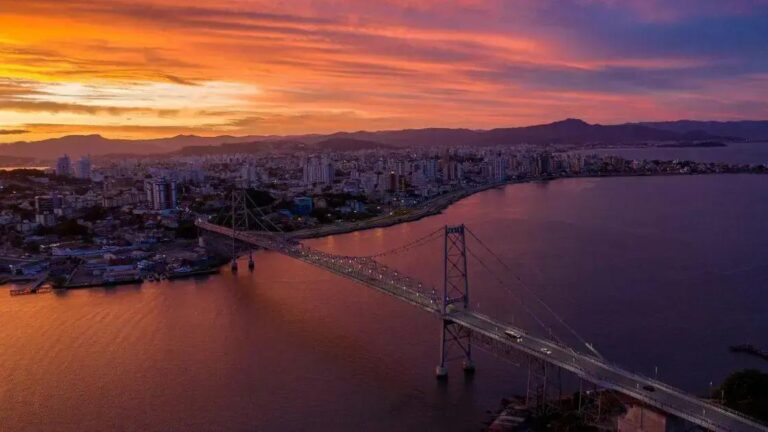 Ibagy celebra 55 anos com uma emocionante Night Run em Florianópolis