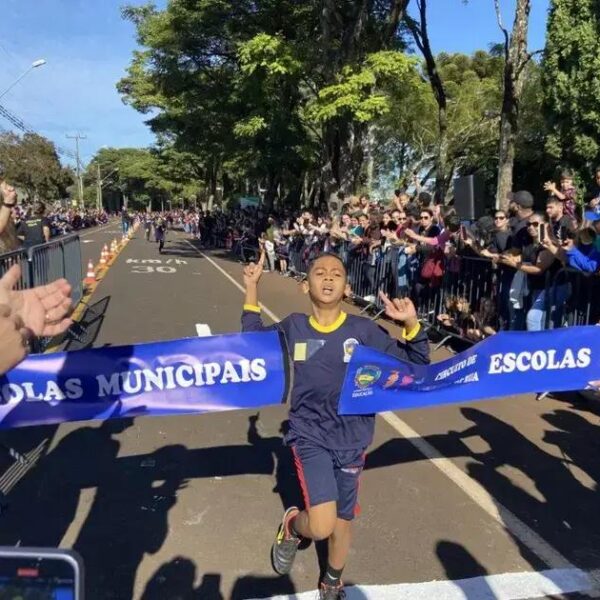 Mais de 700 atletas participam da terceira etapa do Circuito de Corridas de Apucarana