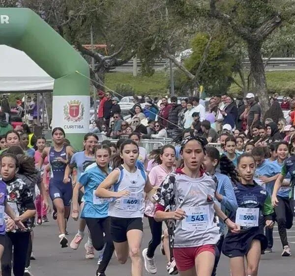 Circuito Infantil de Corridas de Rua reúne mil jovens no Barigui
