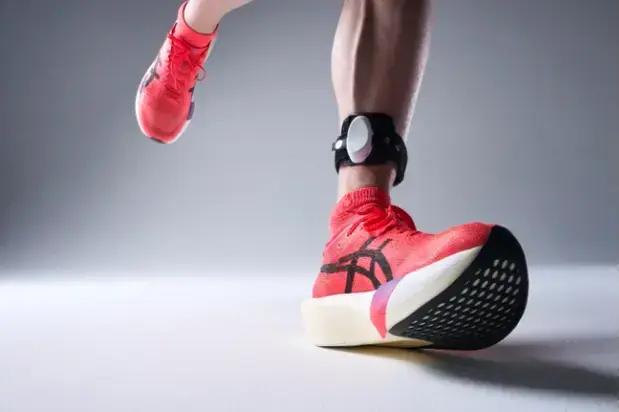ASICS e TDK lançam projeto inovador para atletas de alto nível