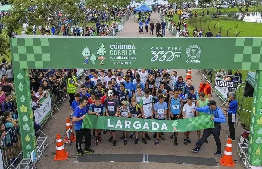 Kits da 4ª etapa da corrida infantil em Curitiba começam a ser entregues
