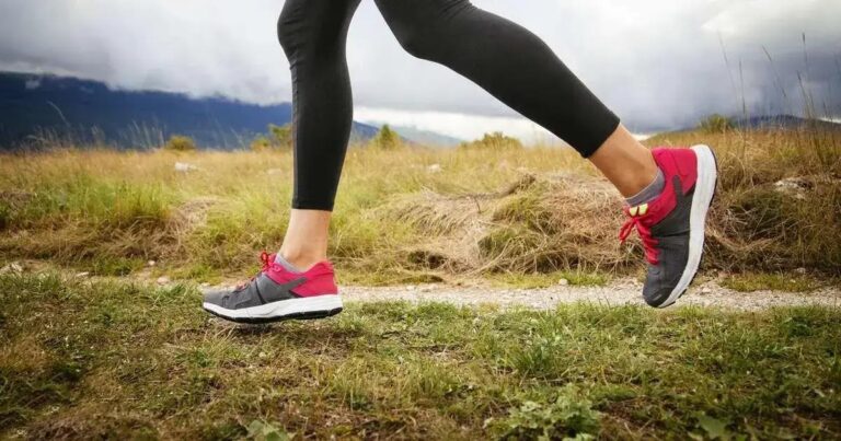 Tênis em promoção: modelos para corrida e academia a partir de R$ 89,90
