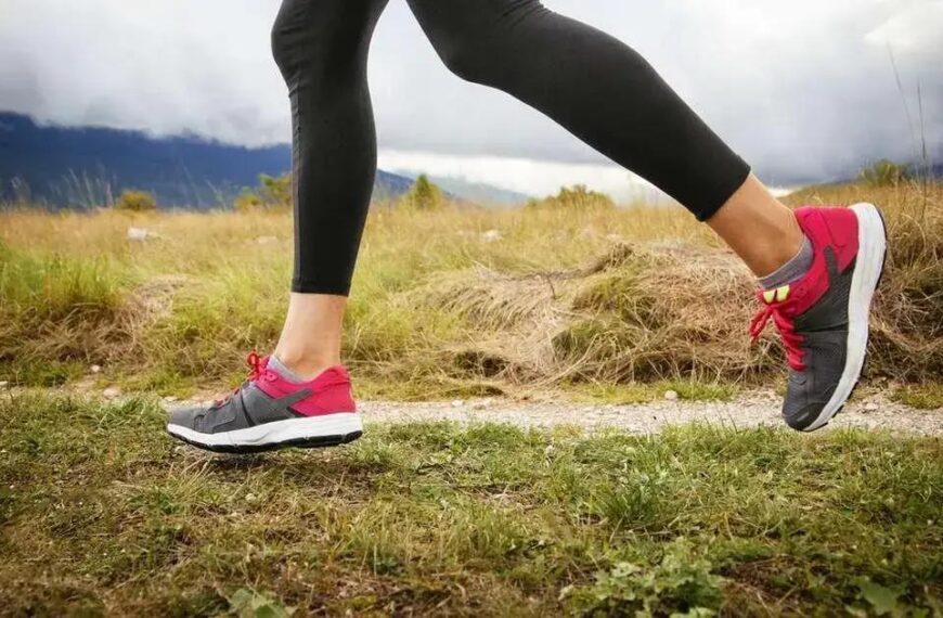 Tênis em promoção: modelos para corrida e academia a partir de R$ 89,90