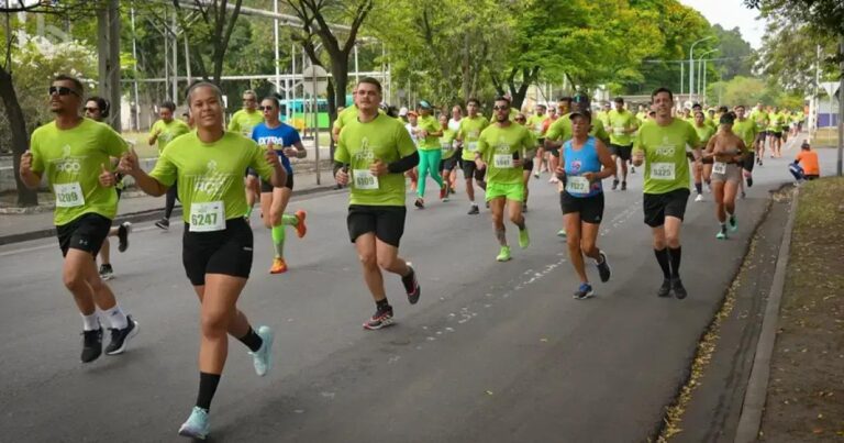 Corrida do Aço arrecada mais de 10 toneladas de alimentos em Ipatinga