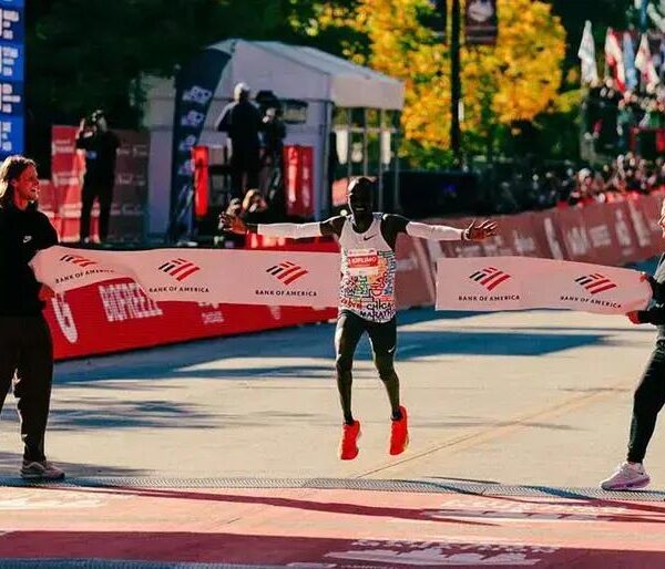 Jacob Kiplimo e Hawi Feysa brilham na Maratona de Chicago 2025