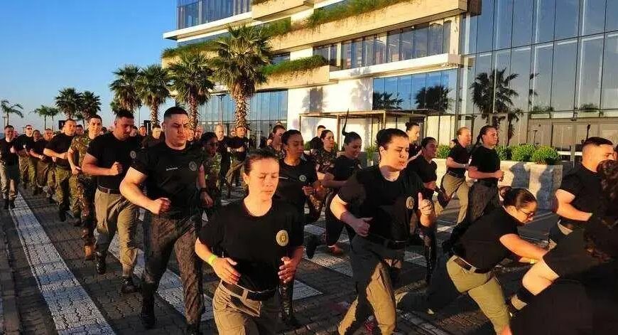 Corrida de Ferro celebra 133 anos do 1º BPM em Porto Alegre