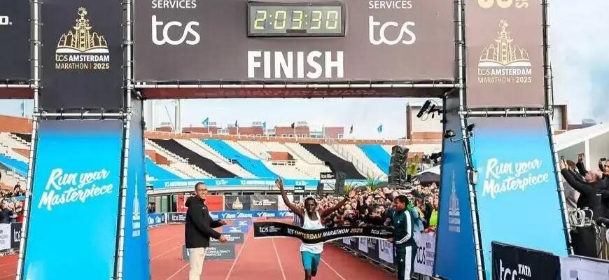 Geoffrey Kipchumba quebra recorde na Maratona de Amsterdã 2025