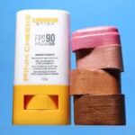 Pink Cheeks apresenta iluminador multifuncional com FPS 90