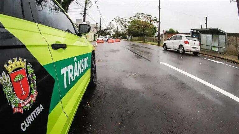 Alterações no Trânsito em Curitiba: Eventos de Peregrinação e Corrida