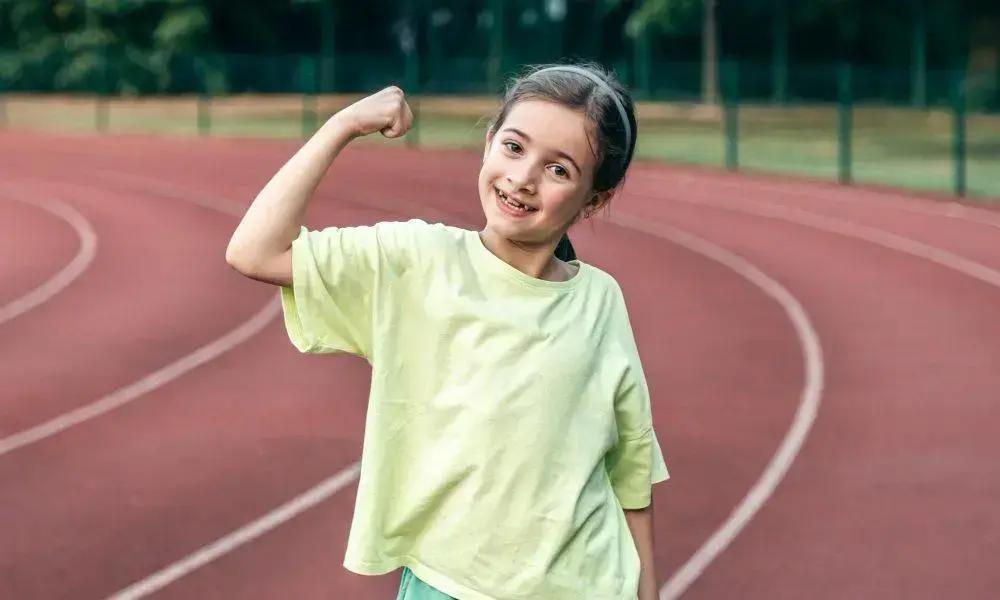 Por que crianças não devem correr maratonas: riscos e cuidados