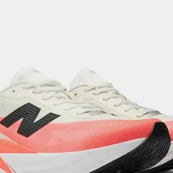 New Balance SC Elite V5: O Tênis de Corrida que Promete Performance