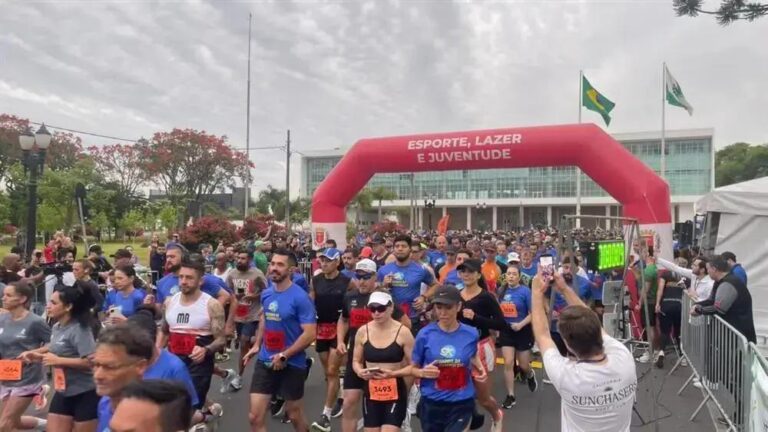 Corrida da Assembleia encerra Circuito de Corridas de Rua 2025 com solidariedade