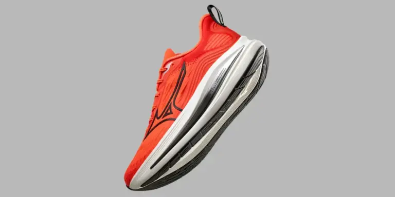 Mizuno lança nova linha de tênis para corredores brasileiros