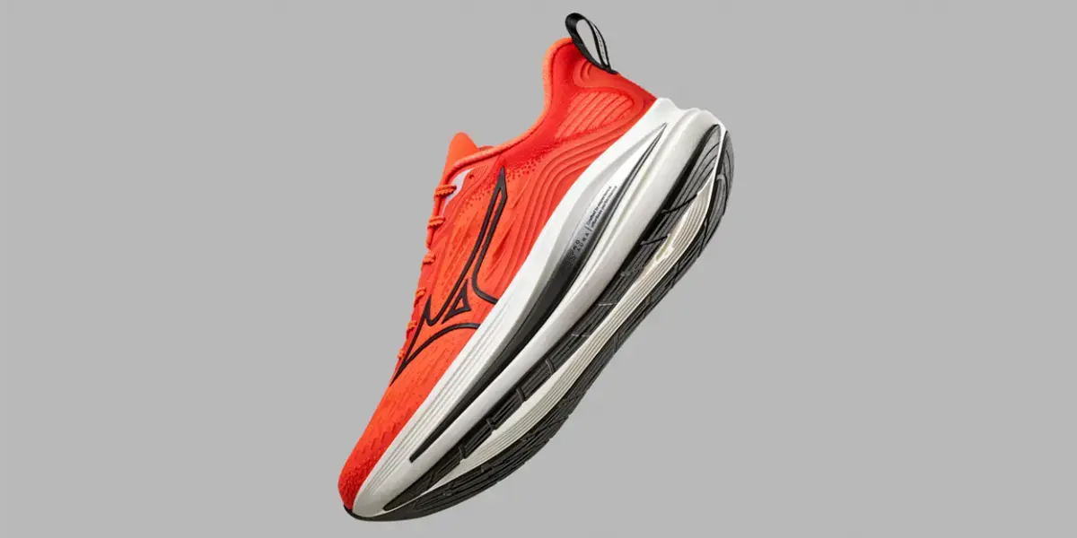Mizuno lança nova linha de tênis para corredores brasileiros