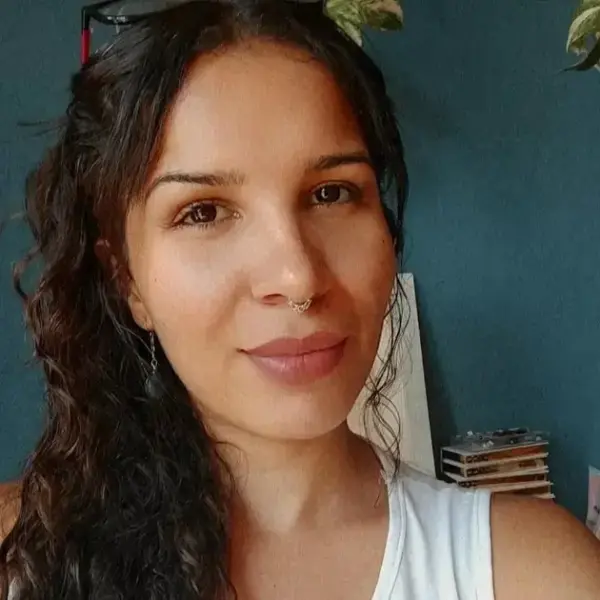 Família busca jovem desaparecida em Araraquara após corrida por aplicativo