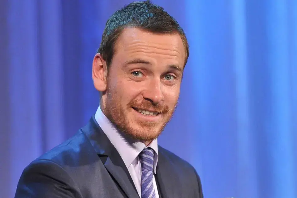 Michael Fassbender participa da corrida da Porsche Cup no Brasil