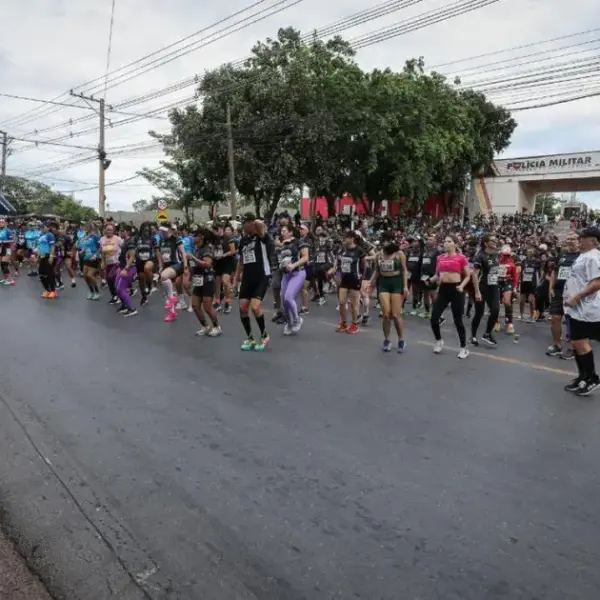 Polícia Militar entrega kits para a 25ª Corrida Homens do Mato em Cuiabá