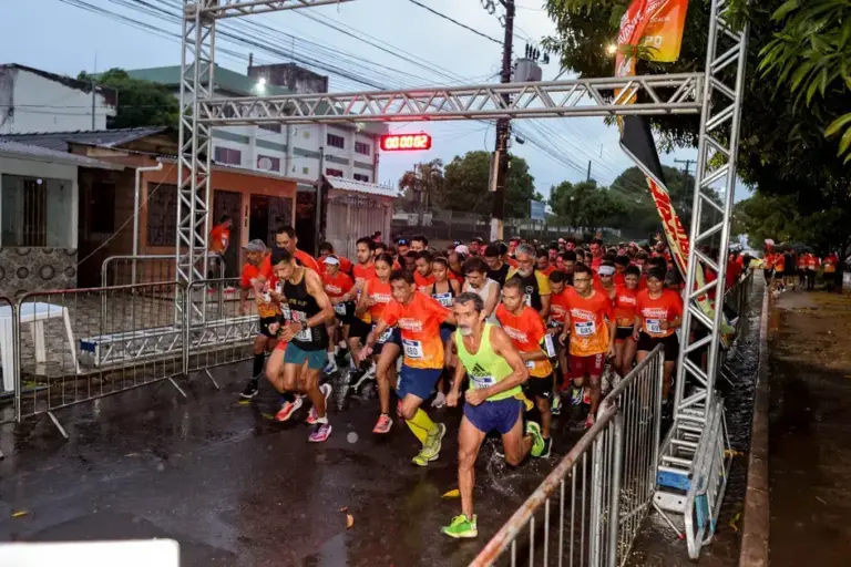 Corredores Enfrentam Chuva na 13ª Corrida OAB em Santarém