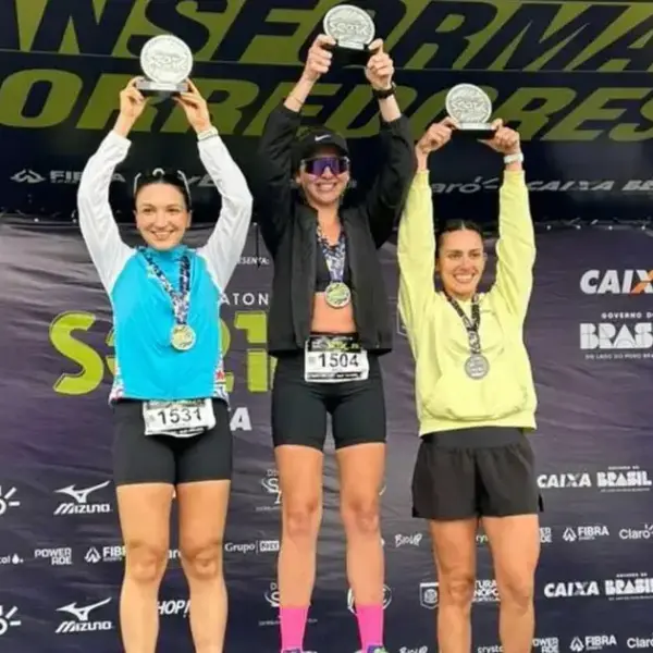 Ana Clara brilha na Meia Maratona Internacional de Florianópolis