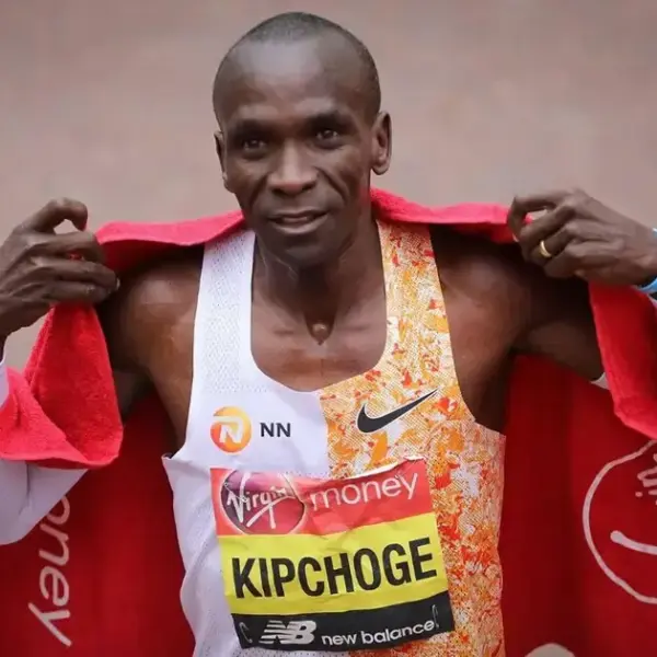 Eliud Kipchoge retorna às competições na Tailândia neste fim de semana