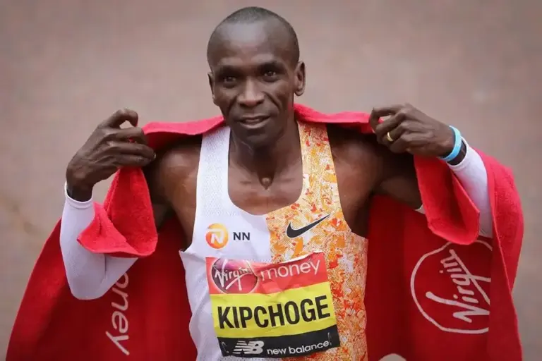 Eliud Kipchoge retorna às competições na Tailândia neste fim de semana